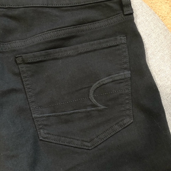 American Eagle Outfitters Black Denim Shorts - Picture 5 of 6